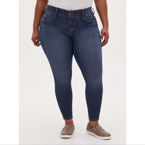 TORRID Dark Wash Jeggings - Picture 1 of 5